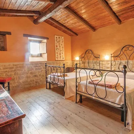 Semesterbostad Casellina Apecchio